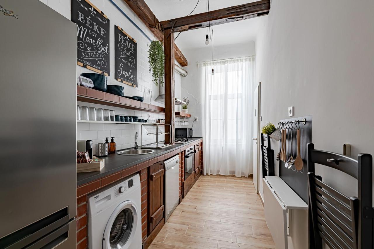 Blue Peace Downtown Apartment Budapest Esterno foto